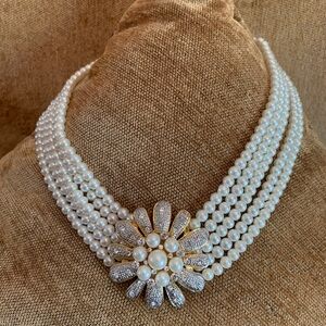 Faux Pearl Choker